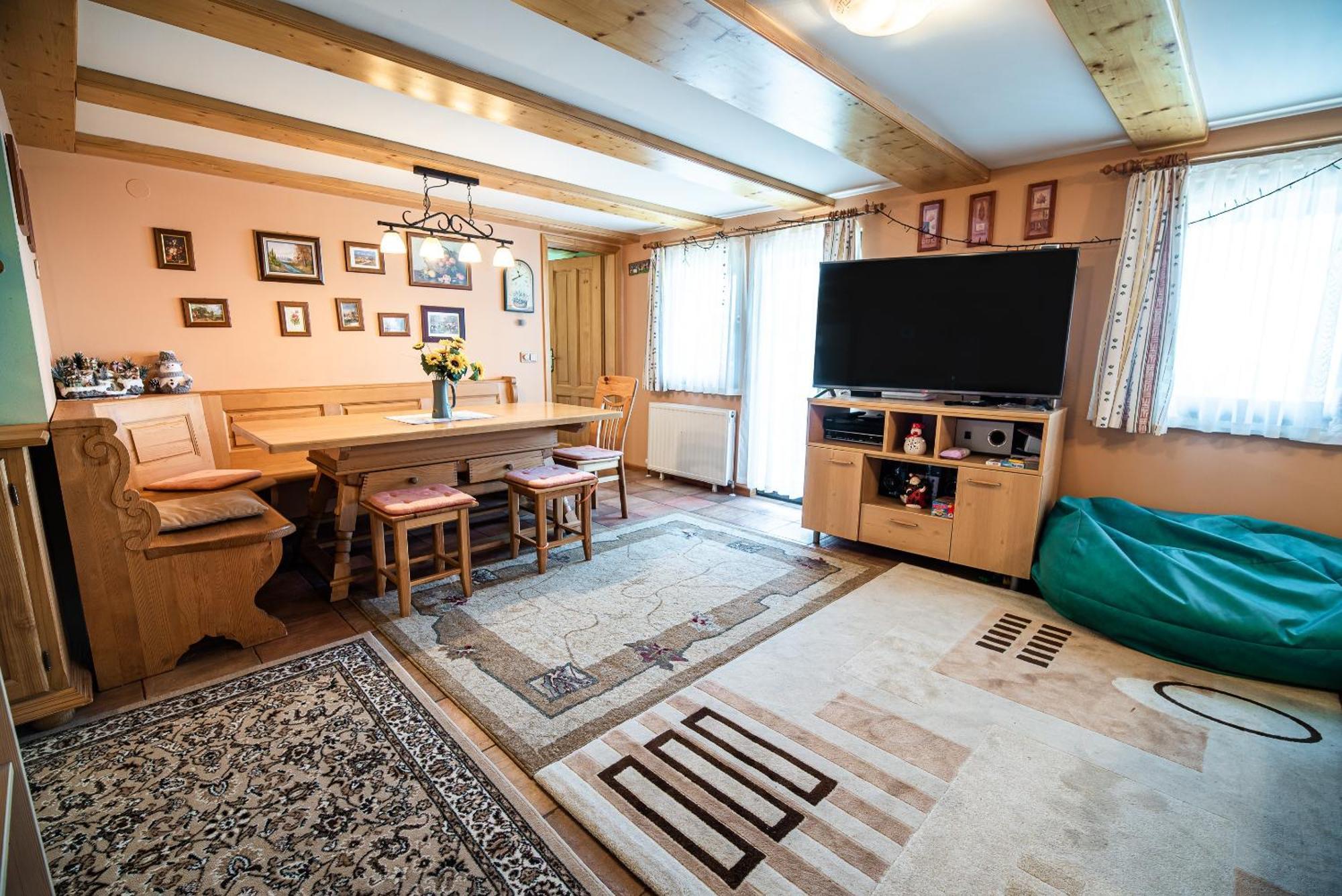 Apartments Zvoh, Krvavec, Ski-In, Ski-Out Cerklje na Gorenjskem Pokoj fotografie