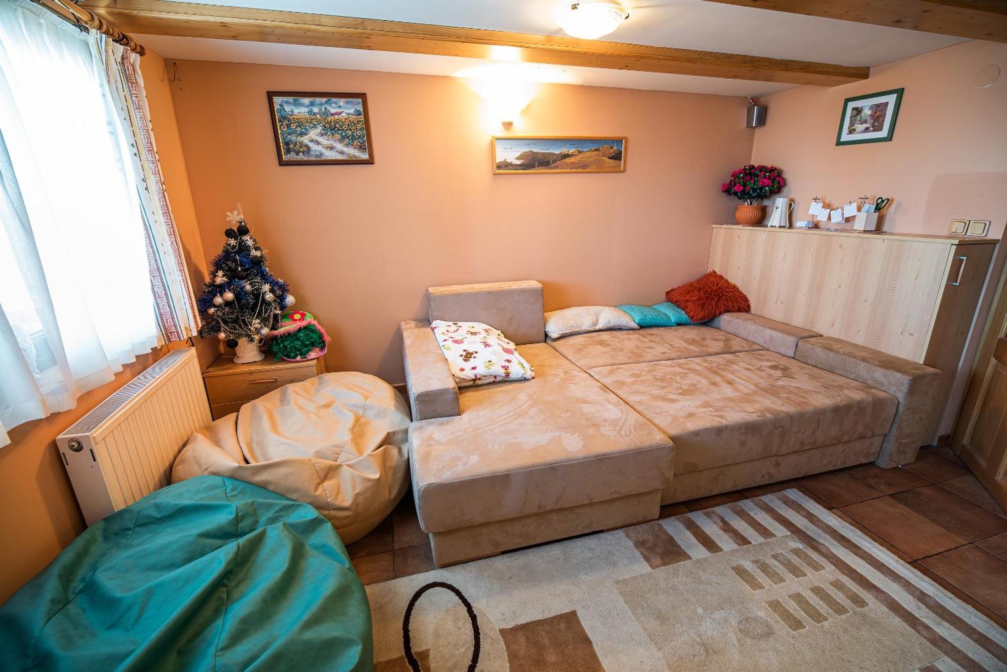 Apartments Zvoh, Krvavec, Ski-In, Ski-Out Cerklje na Gorenjskem Pokoj fotografie